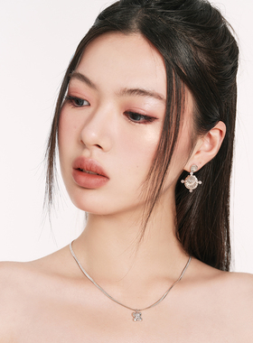 roole贝壳镀白金细蛇骨链女设计