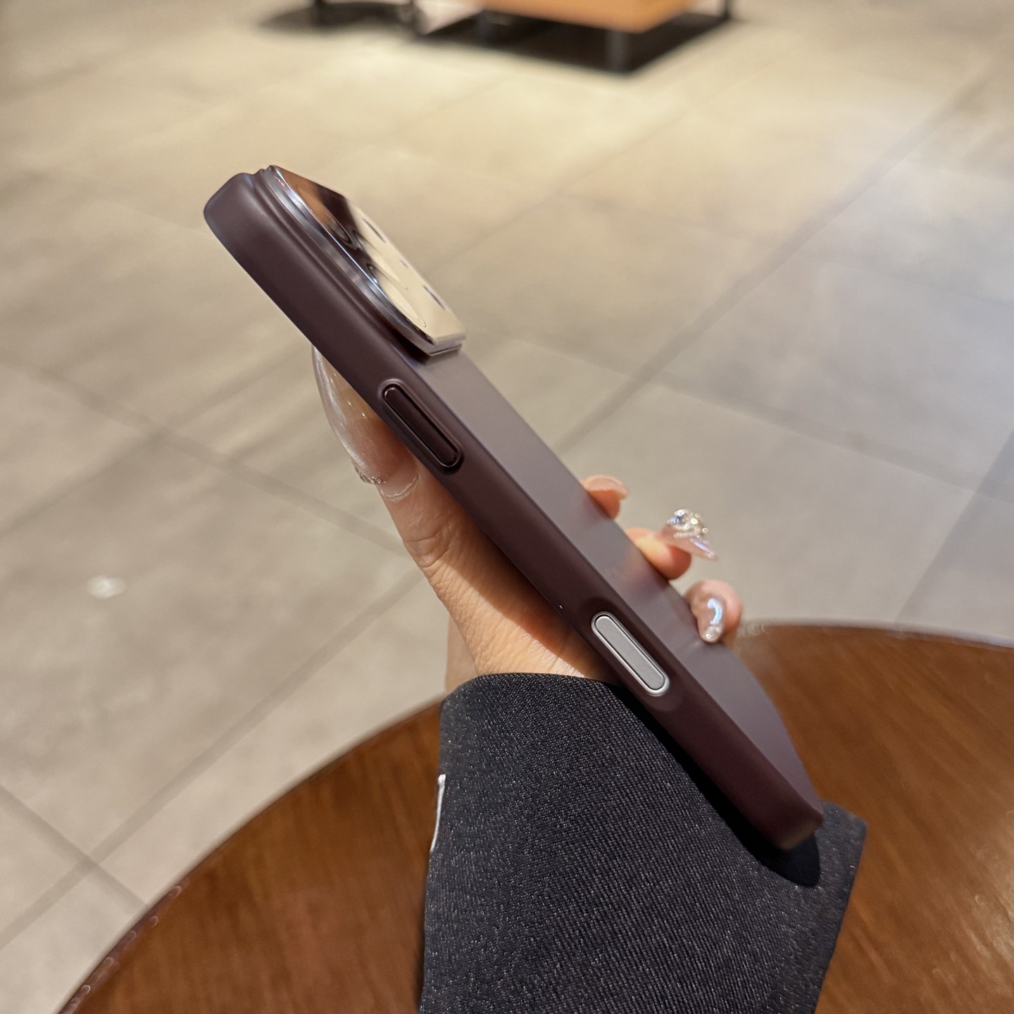 适用iphone17手机壳苹果17promax酒红色肤感磨砂17Air硬壳15情侣16pro新款14女12镜头膜全包plus防摔13保护套,淘宝优惠券,粉丝福利购,淘宝优惠卷