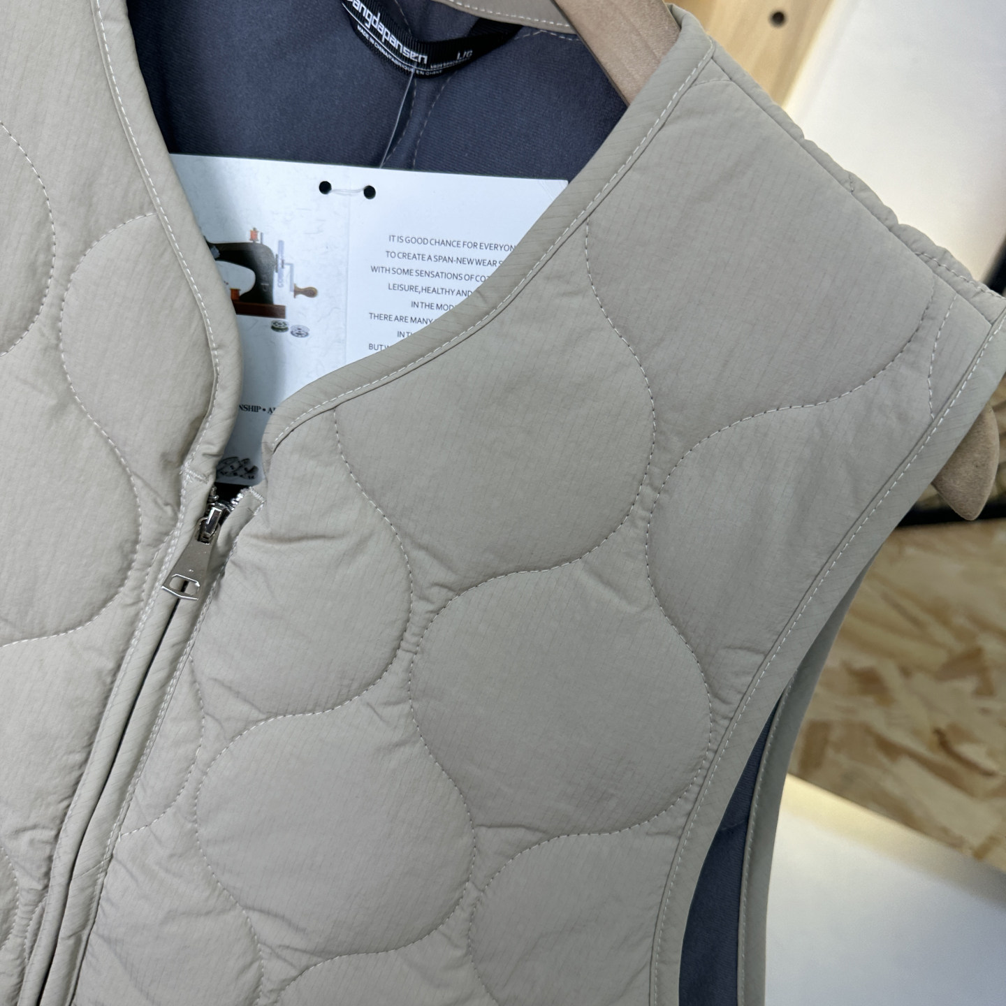 高街潮流款！男女同款轻薄保暖秋冬户外防风防泼水百搭休闲棉马甲,淘宝优惠券,粉丝福利购,淘宝优惠卷