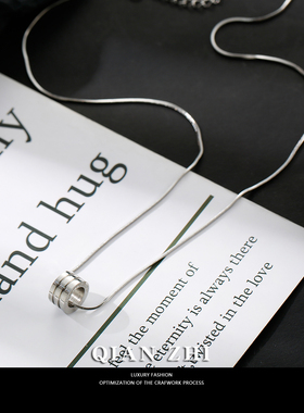 男士项链男潮小众设计感高级感钛钢吊坠嘻哈锁骨链潮牌百搭卫衣链