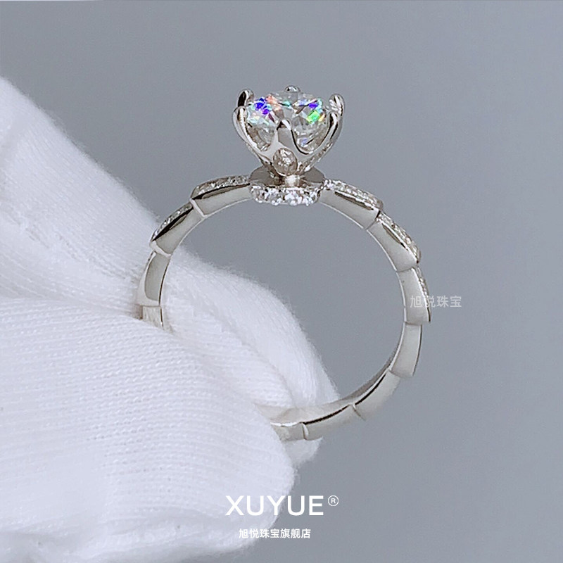 18k白金莫桑石蛇骨单排不掉色钻戒 旭悦珠宝戒指/指环