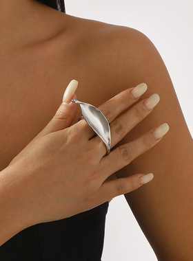 夸张树叶造型戒指小众亮面金属质