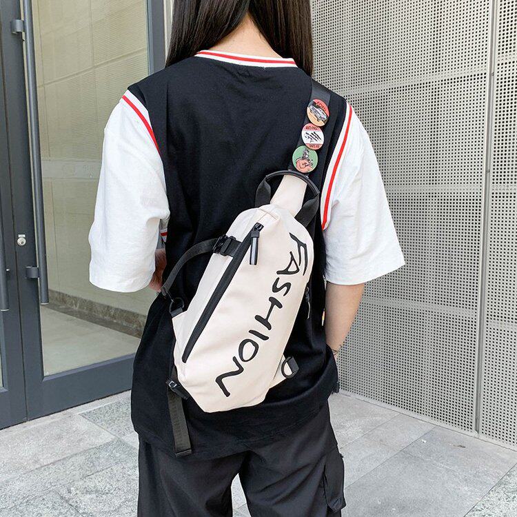 纪希琳胸包潮牌休闲运动学生单肩包 纪希琳女士包袋