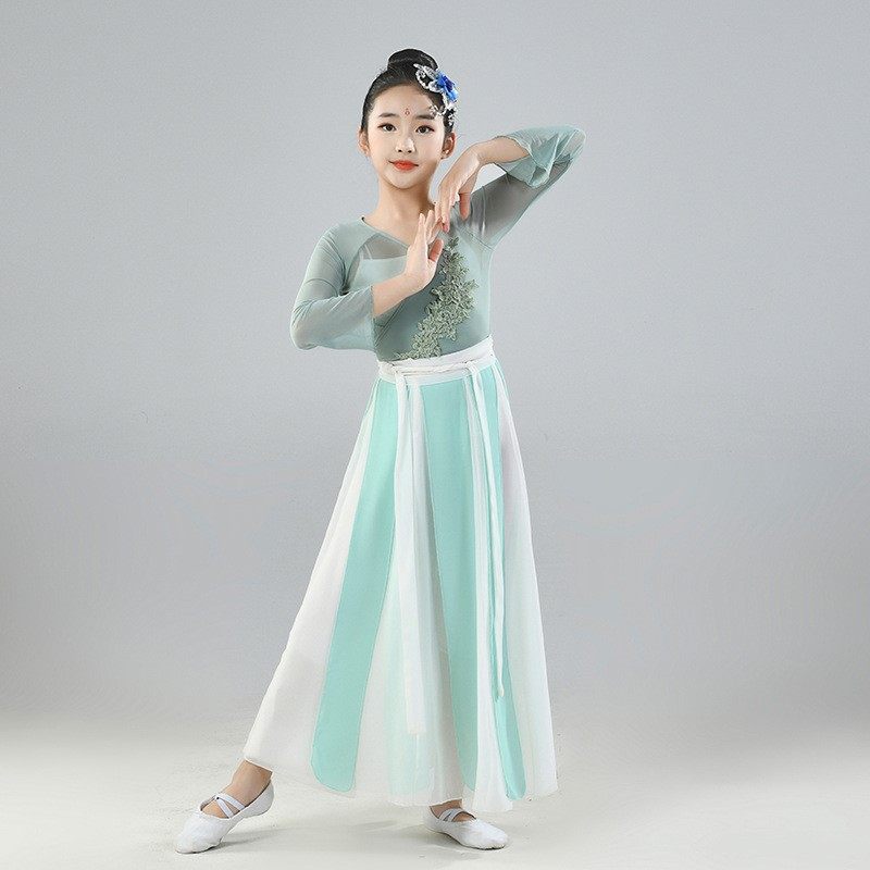 儿童古典舞飘逸中国风舞蹈服装汉服 却盼民族服装/舞台装