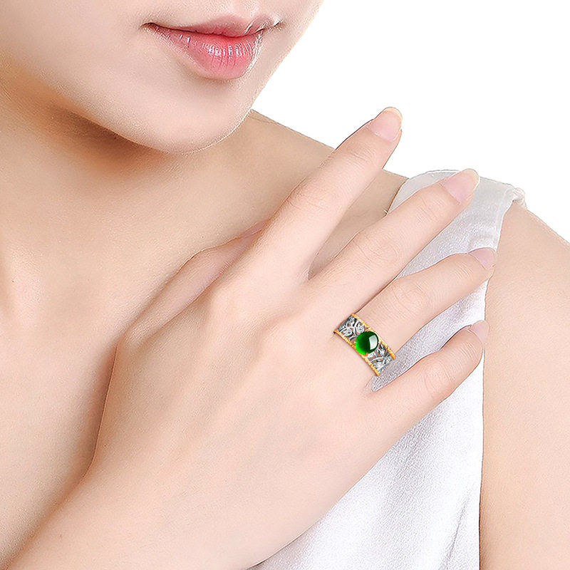 Cuiyingfu natural jade sun green ice species