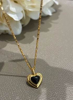 黑玛瑙桃心项链法式黑色爱心锁骨链女复古冷淡风气质毛衣链