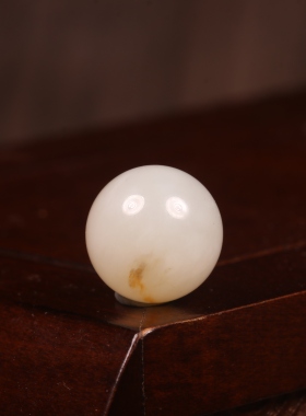 新疆和田玉籽料红皮珠子手链