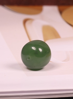 新疆和田玉籽料碧玉老型珠手链