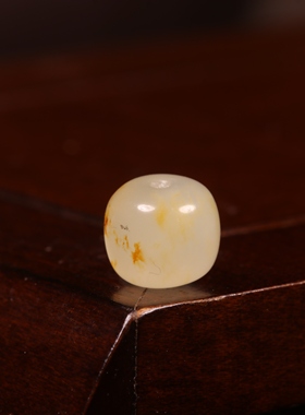 新疆和田玉籽料老型珠珠子