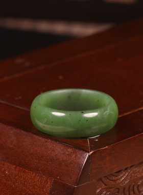 新疆和田玉籽料碧玉戒指扳指