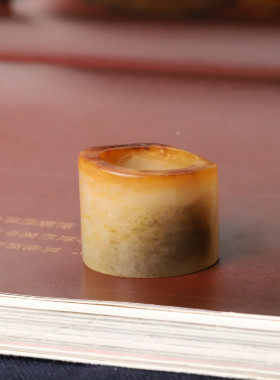 新疆和田玉籽料黄沁扳指