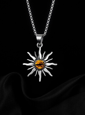 亚马逊国外欧美热销太阳之神魔眼项链男款钛钢高档独特个性吊坠