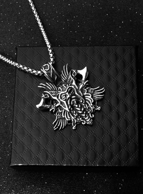 新款朋克风班门弄斧十字架钛钢项链欧美个性复古吊坠潮男女生时尚