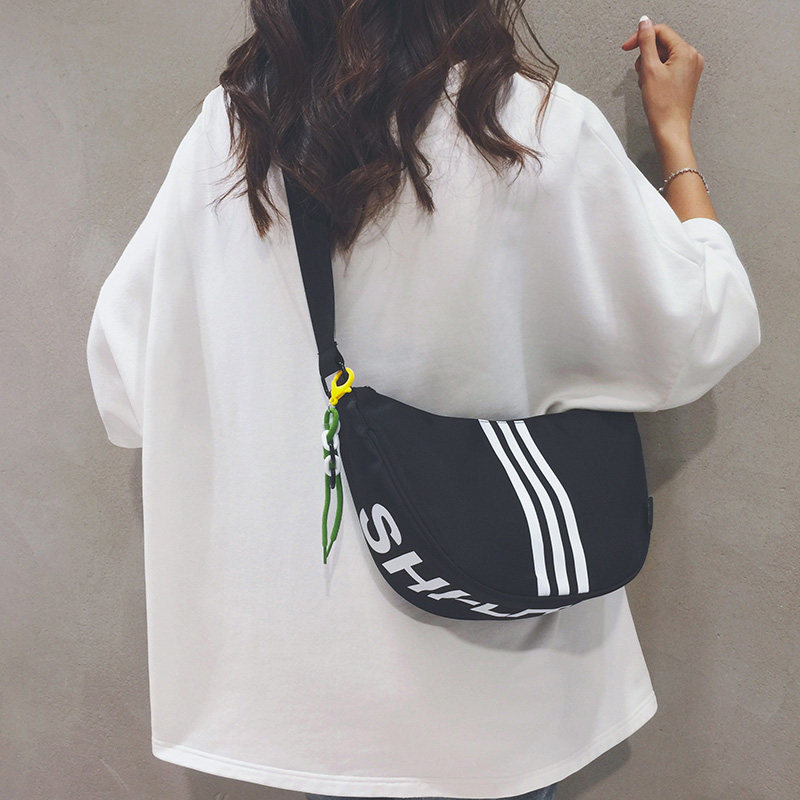 Japanese and Korean popular striped canvas bags for women this year