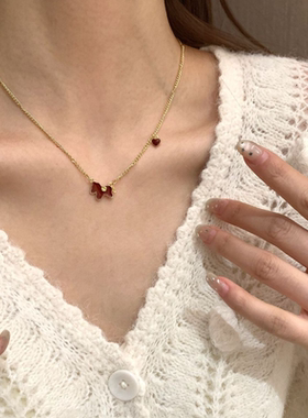 高级感红色小马爱心项链女款生肖马上有钱吊坠锁骨链轻奢毛衣链潮