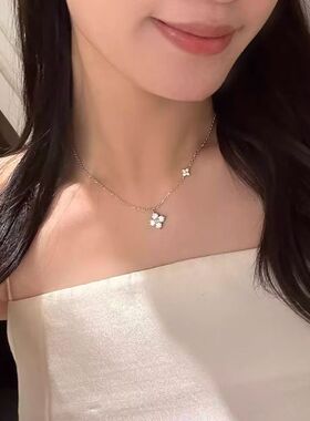 YQJR项链精致幸运草项链饰品女轻奢气质通勤吊坠锁骨链新款