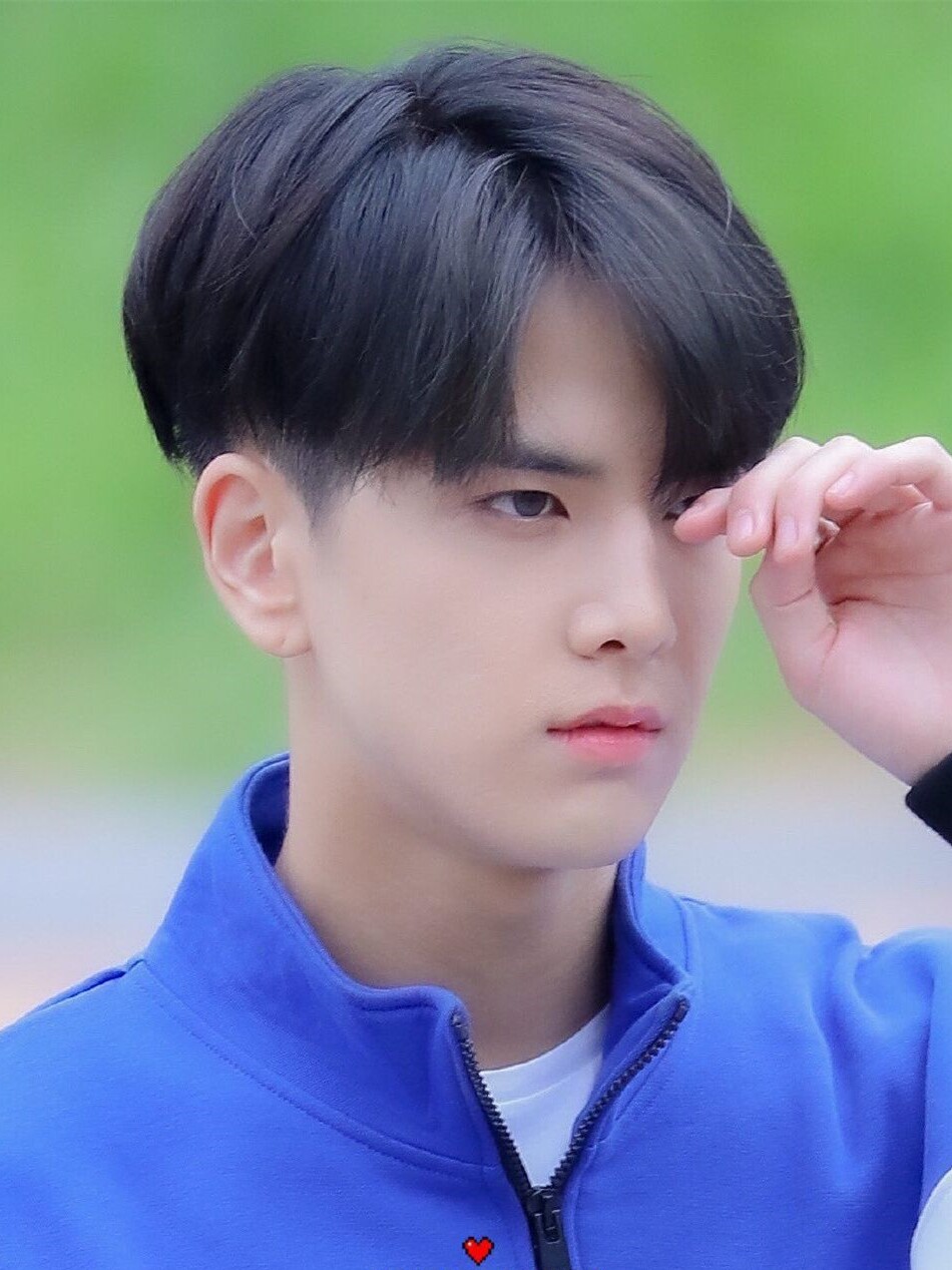 网红假发男短卷发中分刘海韩版帅气逼真自然蓬松整顶男士假发套