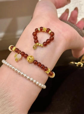 法国gentle motto新中式淡水珍珠红玛瑙手链女铃兰花本命年红色