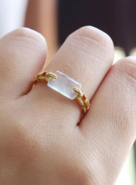 法国Gentle Motto镀925镶嵌仿玉髓冰种精致简约气质马鞍女款戒指