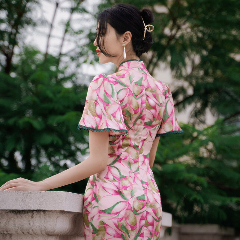 四美子粉色鱼尾旗袍嫣然2023连衣裙 四美子旗袍