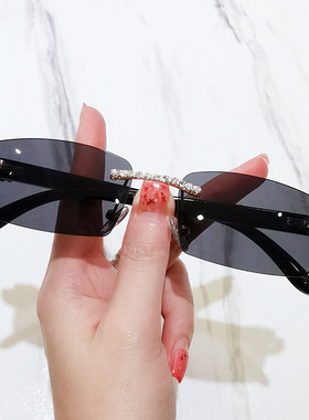 英国moleubak新款个性镶钻太阳镜 欧美潮流钻石切边方形眼镜 街