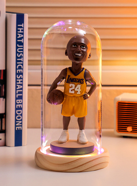 创意球星q版手办科比詹姆斯