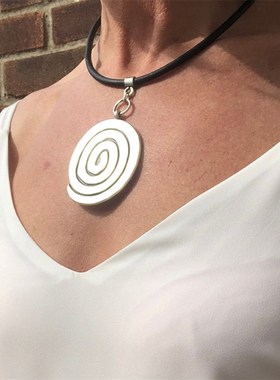 Silver Spiral Alloy Pendant Womens Choker Collarbone Chain L