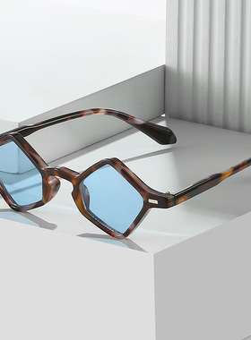 英国chrry koop新款小框太阳镜 欧美个性几何三角形眼镜 嘻哈ins