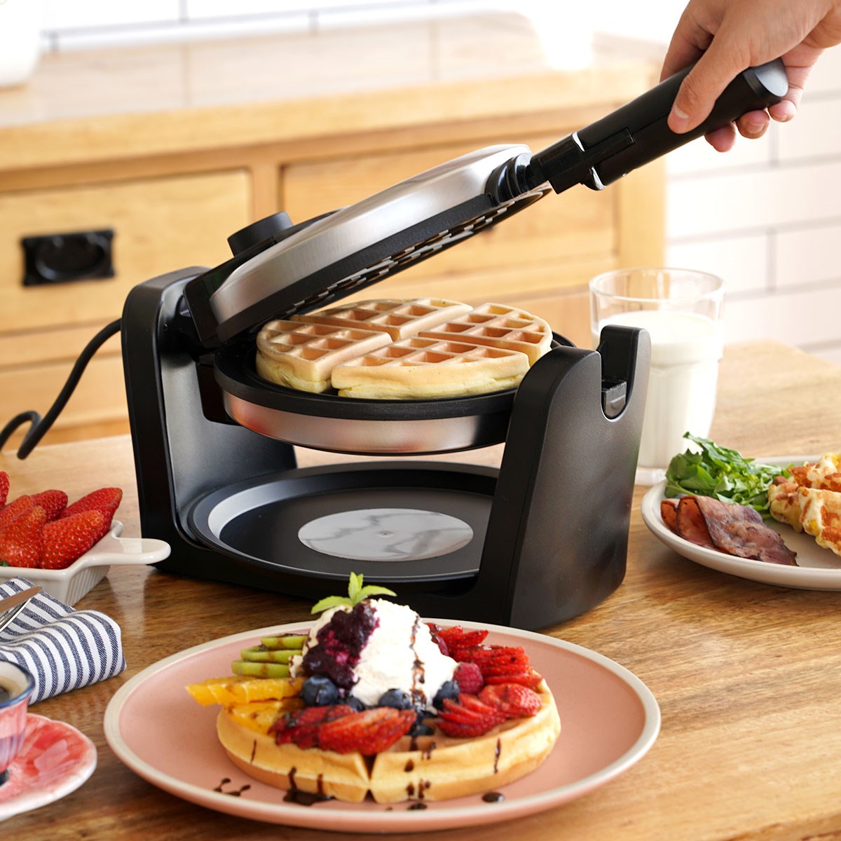 950W Waffle Maker Cake Machine Electric Baking Pan Kitchen M - 图1