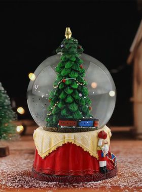 跨境专供雪花圣诞树水晶球节日装饰品创意家居摆件树脂工艺品定制