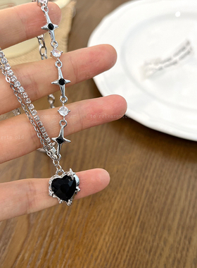 甜酷黑色爱心嘻哈ins锁骨链辣妹