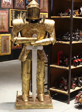 速发复古铁盔艺甲人武士骑特铠甲哥士模型 酒吧家居软装橱窗摆件
