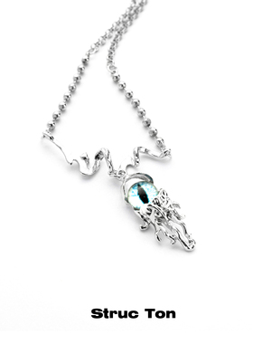 StrucTon宝石项圈融化吊坠项链