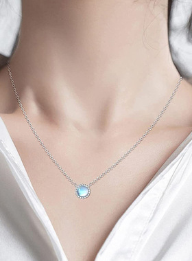 Elegant Pendant Necklace Imitation Moonstone Popular Design