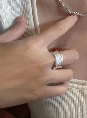 嘉兴银家s925纯银时尚磨砂质感厚重建筑风戒指韩版INS风博主指环