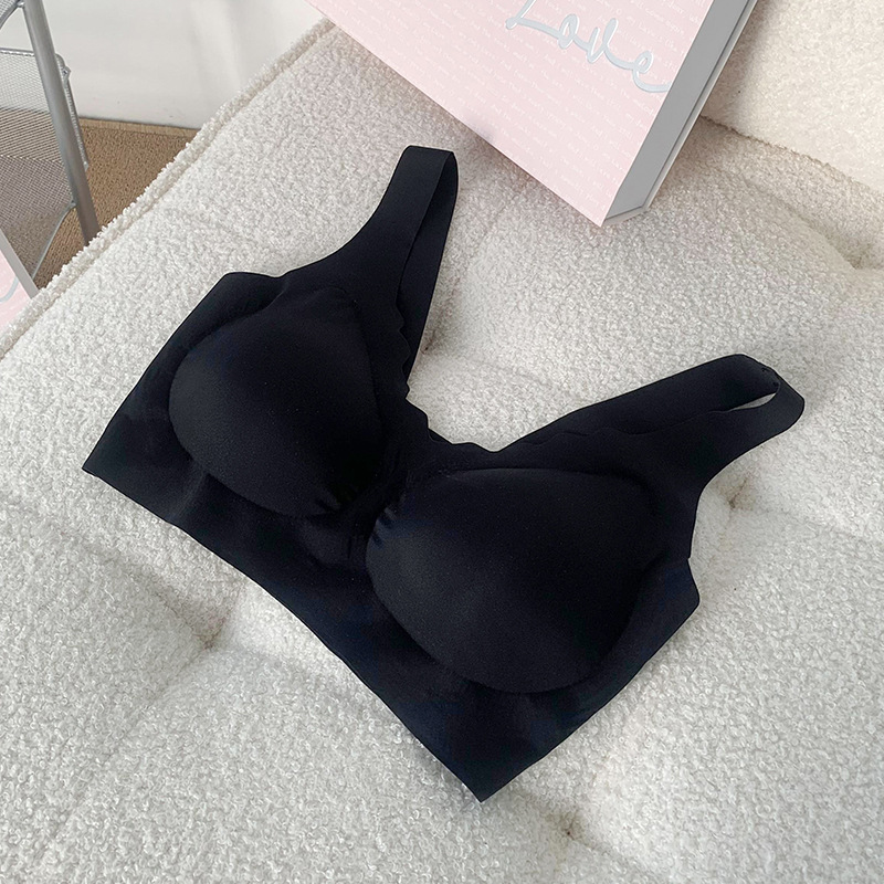 zt新款大红色本命年内衣内裤套装女本命年结婚无钢圈无痕文胸_Andrew Kangaroo 品牌店_女装/女士精品-第2张图片-提都小院 zt新款大红色本命年内衣内裤套装女本命年结婚无钢圈无痕文胸_Andrew Kangaroo 品牌店_女装/女士精品-第2张图片-提都小院