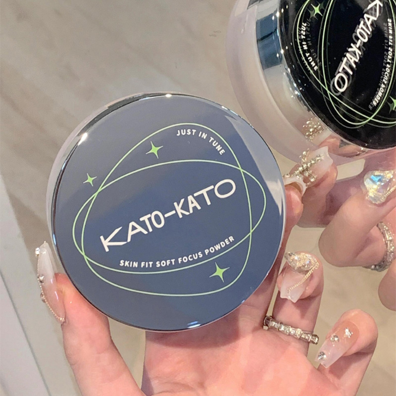 新版kato散粉定妆粉干皮油皮控油持久遮瑕防水防汗不脱妆哑光粉饼 - 图1