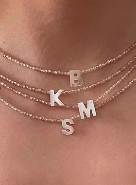 意大利小众设计感贝母字母项链