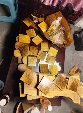 金丝楠木无事牌挂件老料水波纹树瘤疤天然实木质手把玩件挂件吊牌