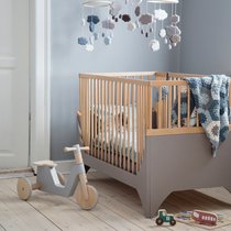 Bellique Nordic Crib Removable Solid Wood Fencing Newborn Crib Baby Cot Bedside Bed With Rollers
