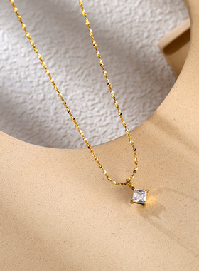 单钻方糖水滴钻项链钛钢镀18K金不掉色简约精致锁骨链小众设计感