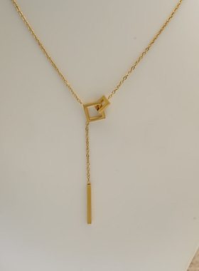 跨境钛钢爱心相扣18K金项链女轻奢小众高级感双环心形吊坠锁骨链