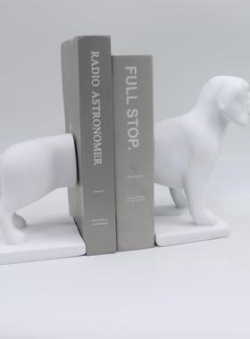 简约创意小狗书立黑色树脂摆件办公室客厅书房动物装饰品摆设