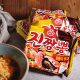 Korean tumbler seafood chowder noodles ramen Korean spicy cheese noodles hot instant noodles imported instant noodles mixed noodles