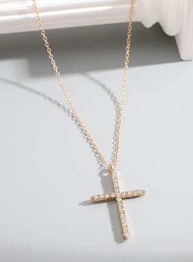 十字架项链 Women's Inlaid Rhinestone Cross Pendant Necklace