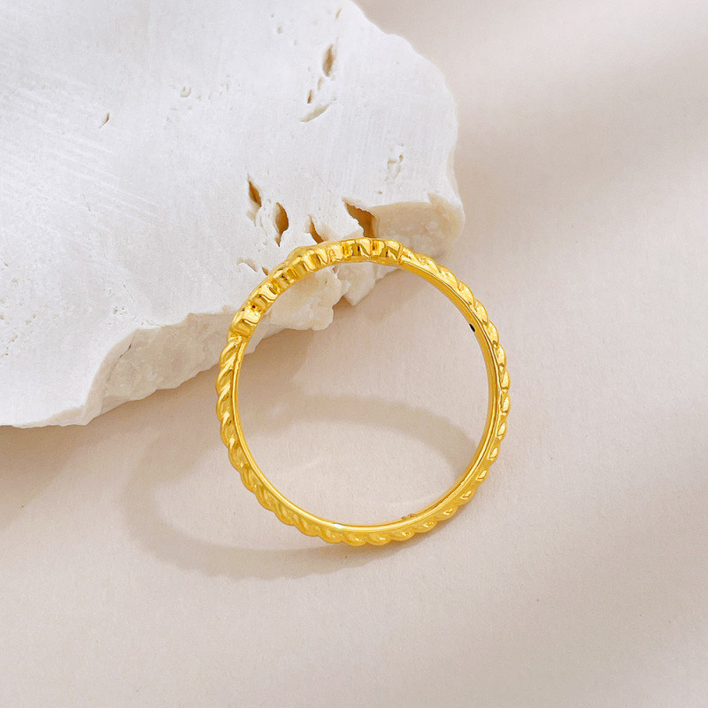Chinese gold pure gold ring women's four-leaf clover pure gold new style 520 Chinese Valentine's Day girlfriend birthday gift