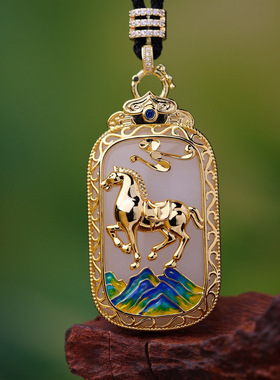 铜镶嵌金丝玉平安无事牌马吊坠男