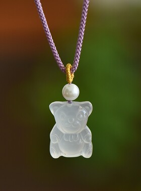 高冰玉髓熊挂件女生项链可爱简约