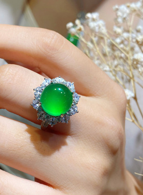 天然冰透绿玉髓玛瑙满钻戒指