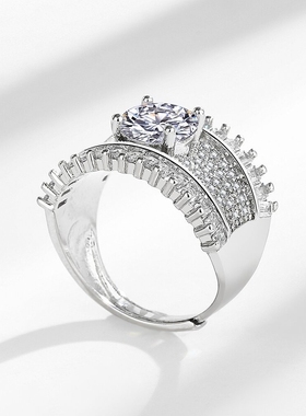 豪华超闪高定满钻两克拉戒指